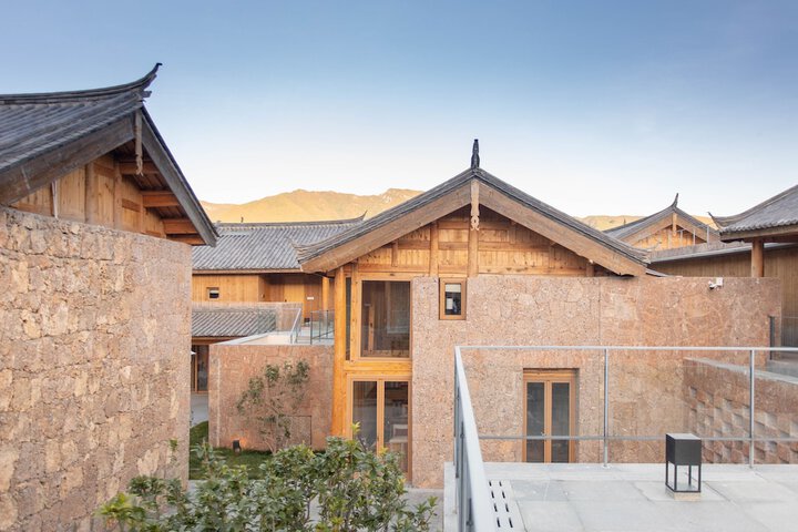 Exterior of Tsingpu Lijiang Baisha Retreat