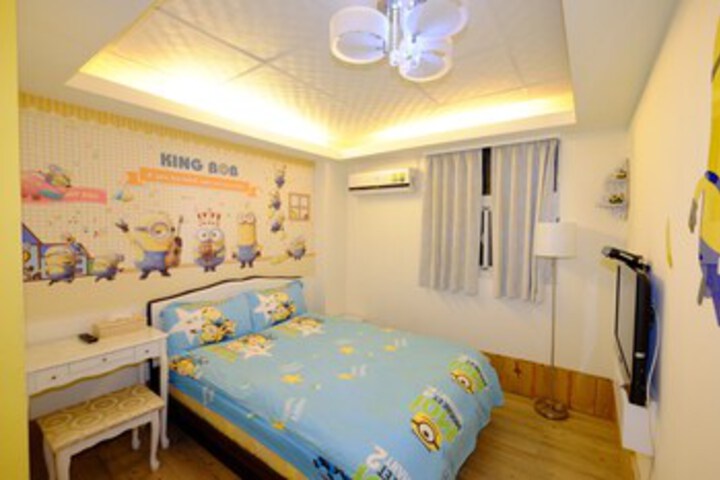 Room 18 of 29
