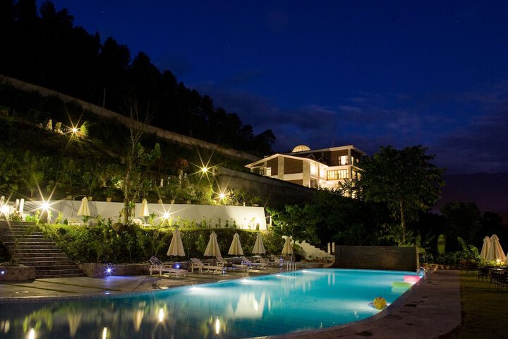 Pool 12 of 46