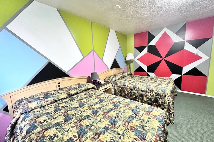 Room 8 of 15