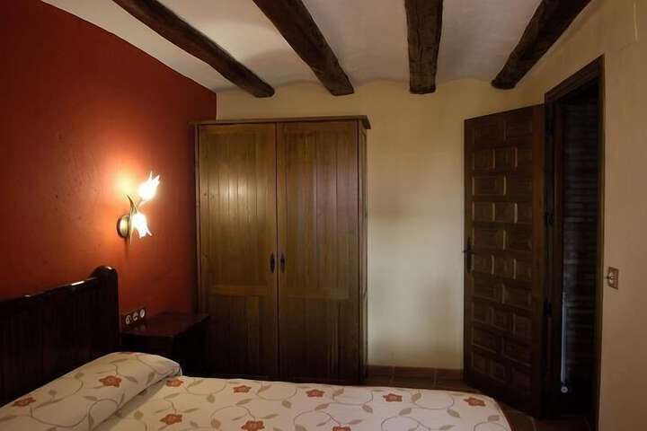 Room 9 of 21