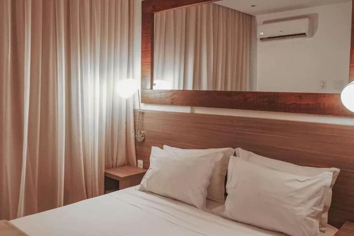 Room 10 of 52