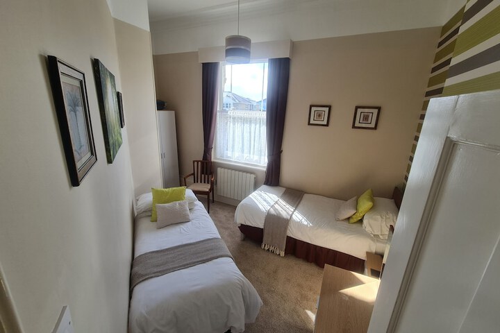 Room 28 of 113