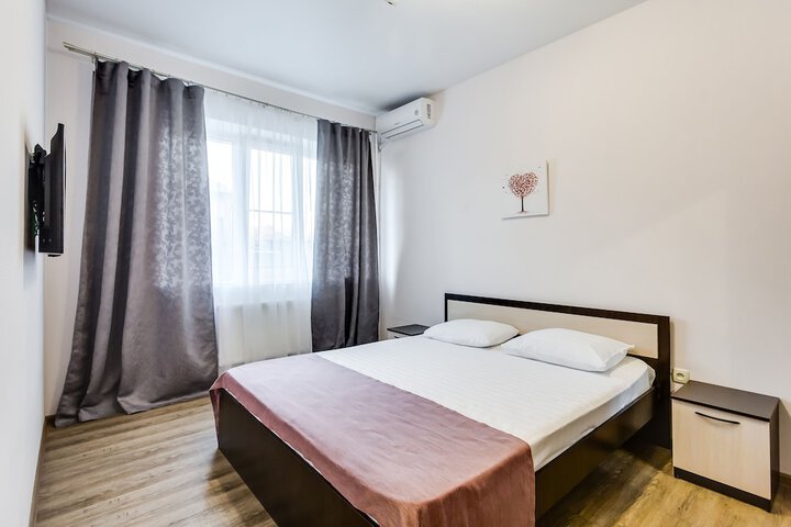 Room 54 of 72