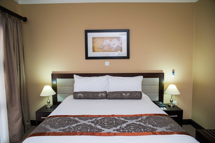 Room 9 of 40