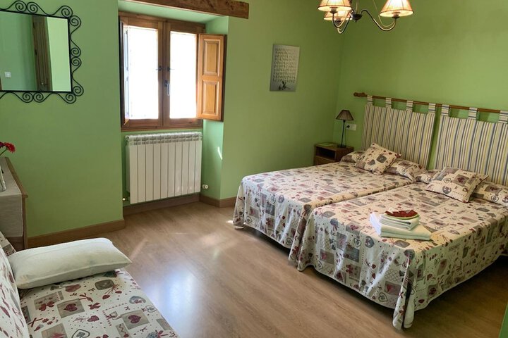 Room 11 of 20