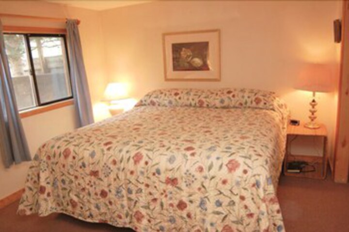 Room 10 of 10