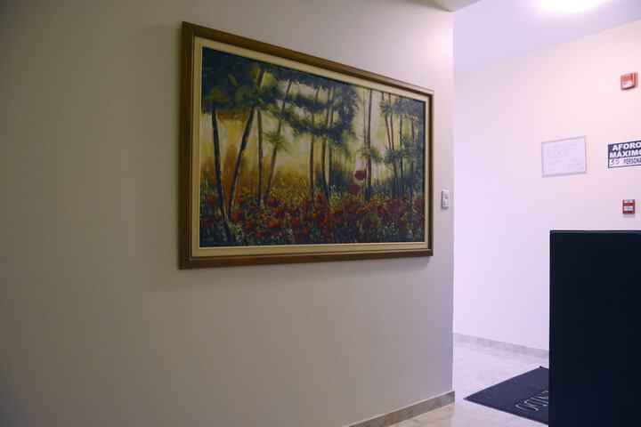 Ballroom/Hall 39 of 41
