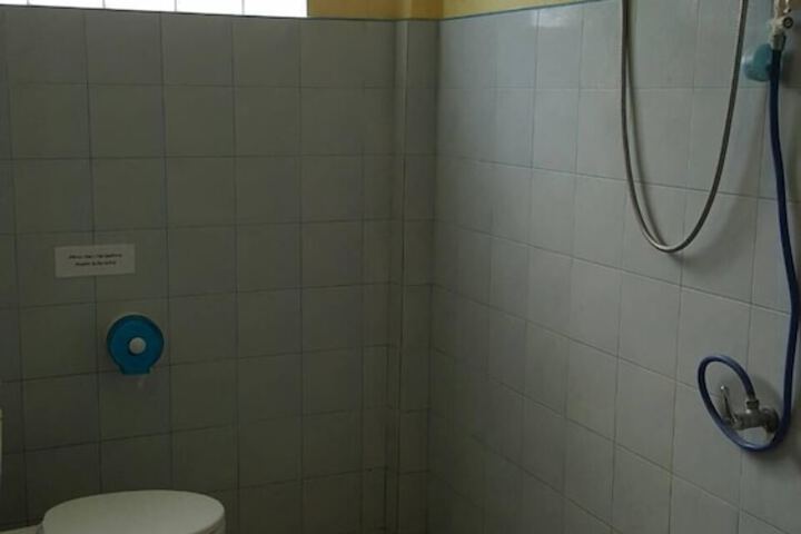 Room 15 of 25