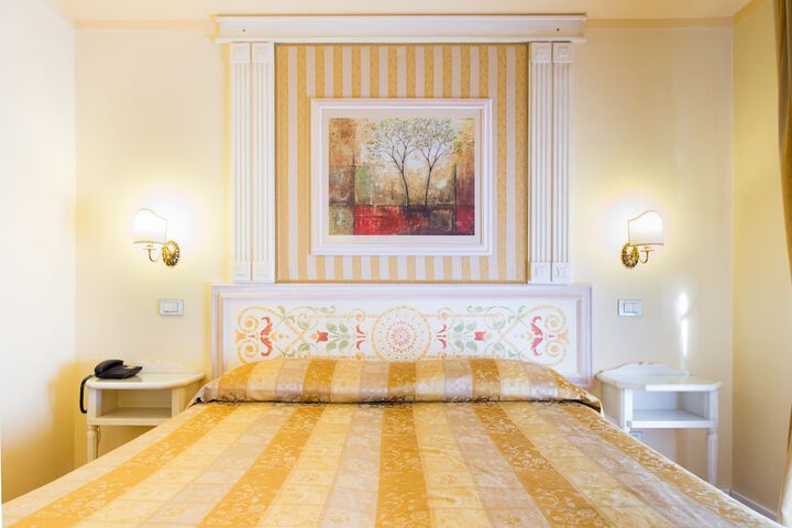 Room 3 of 55