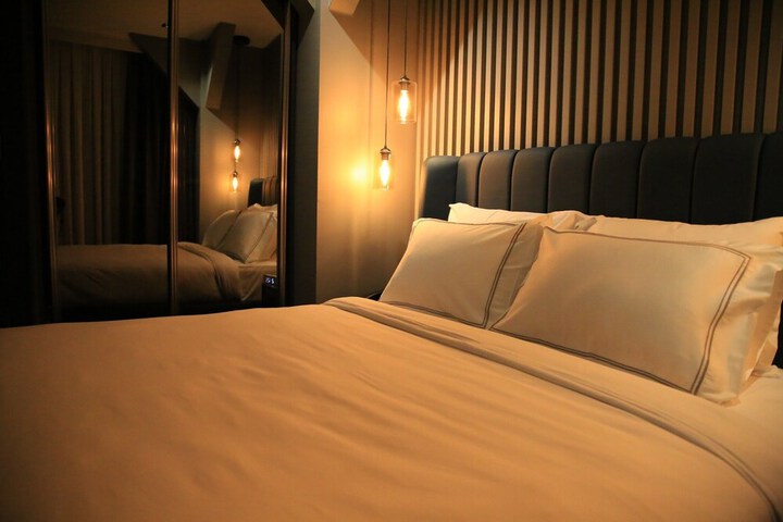 Room 43 of 71
