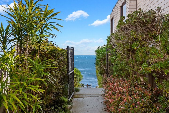 Property Grounds 23 of 35