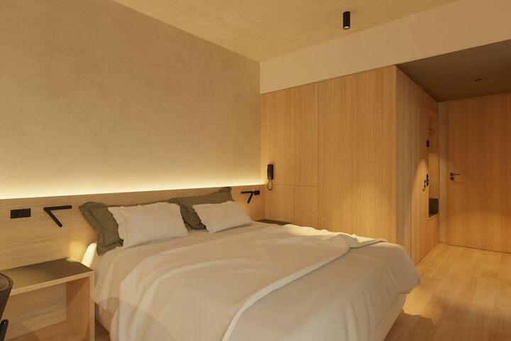 Room 14 of 27
