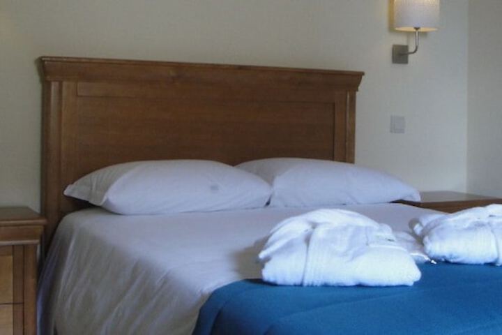 Room 10 of 78
