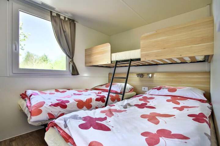 Room 2 of 13