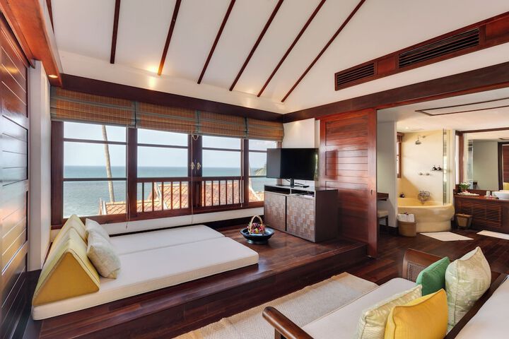 Room 2 of 54