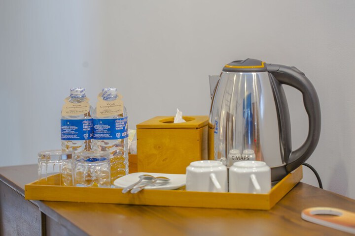 Breakfast/Coffee Service 20 of 43