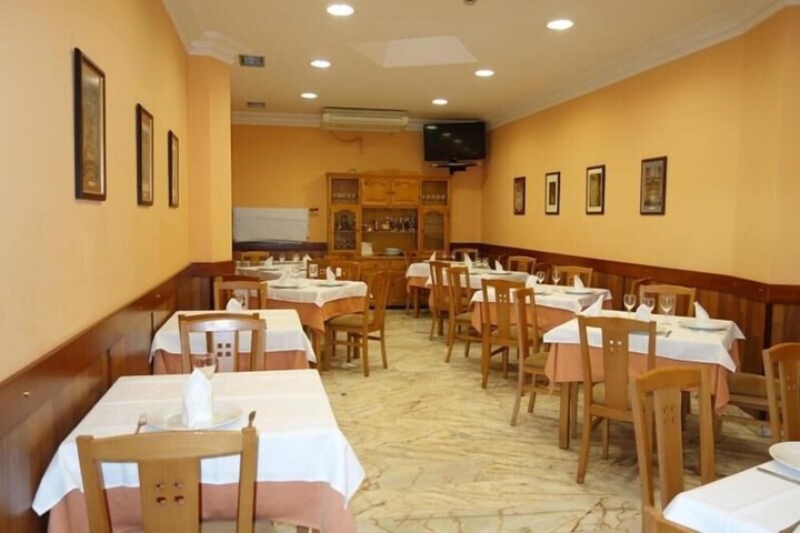 Dining 48 of 62