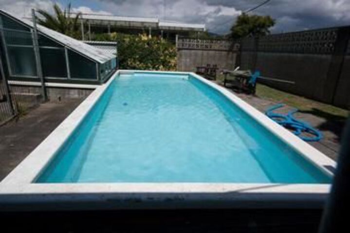 Pool 28 of 31