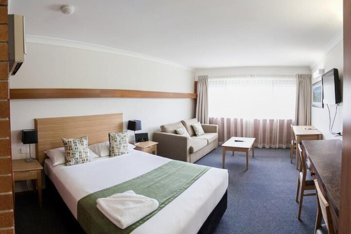 Room 34 of 73