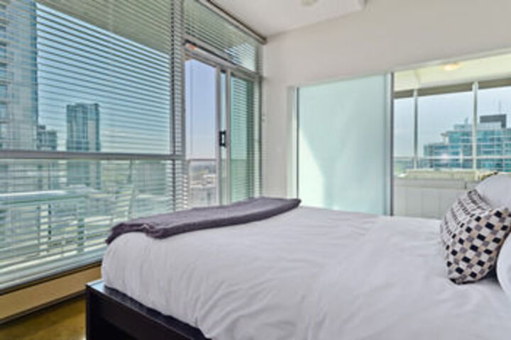 Room 33 of 88