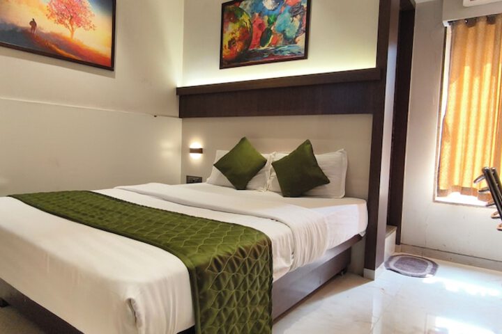 Room 12 of 41