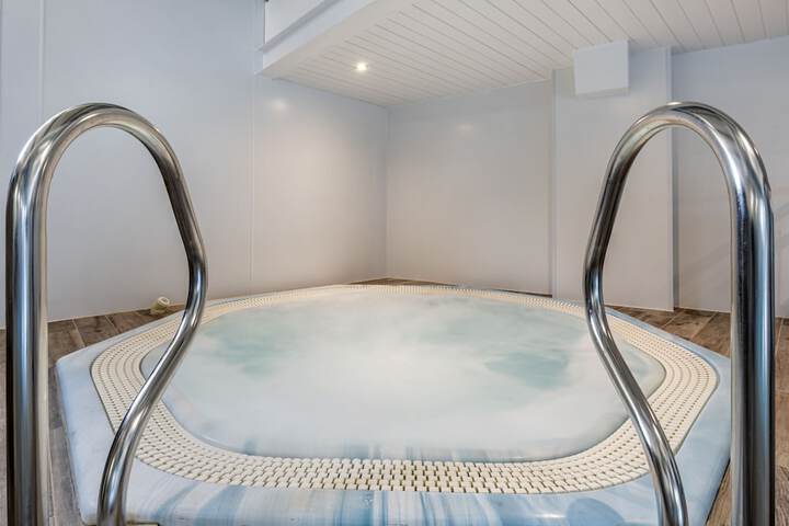 Spa 43 of 57