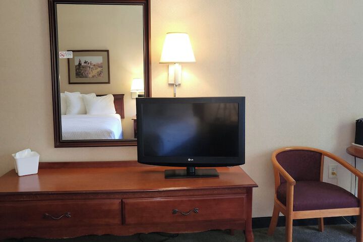 Room 16 of 32
