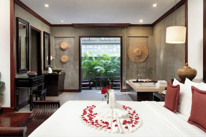 Room 54 of 122