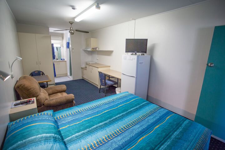 Room 4 of 31