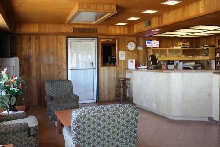 Hotel 4 of 15