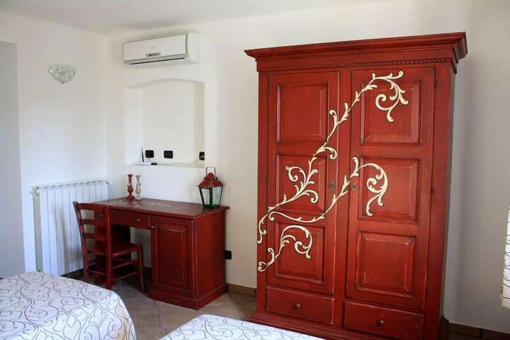 Room 73 of 161