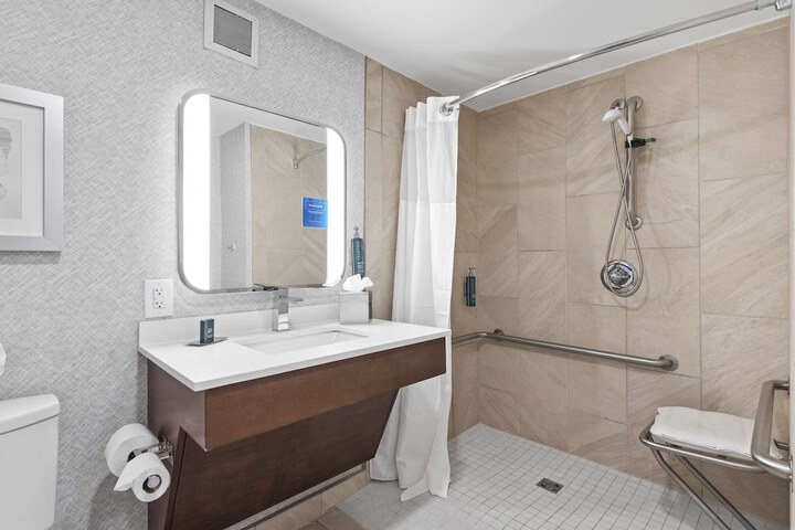 Bathroom shower