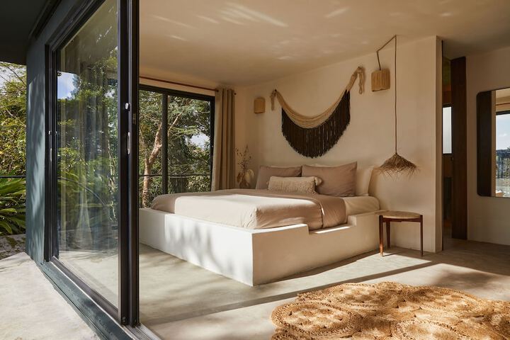 Room 2 of 57