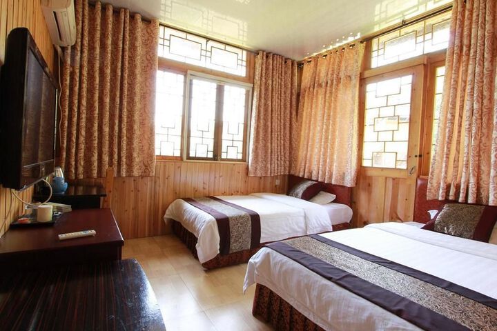 Room 9 of 30