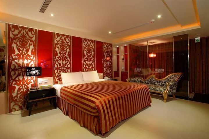 Room 35 of 107