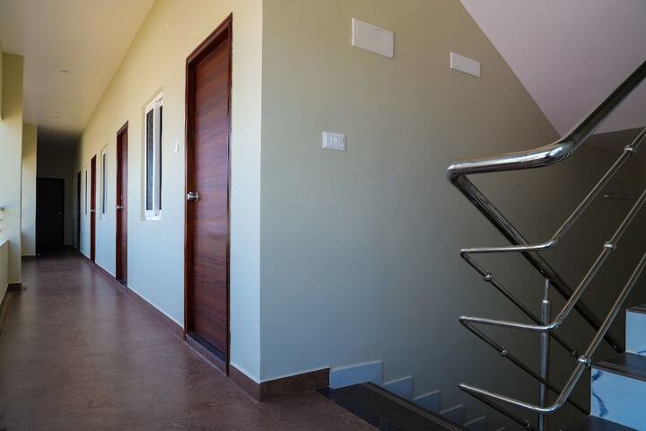 Hotel 33 of 33