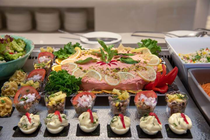Dining 114 of 156