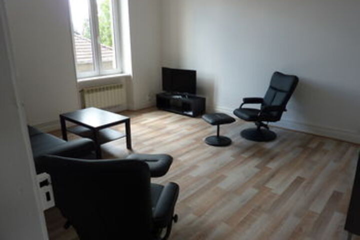 Room 10 of 17