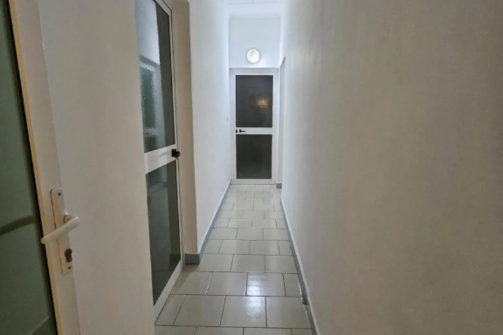 Room 13 of 23