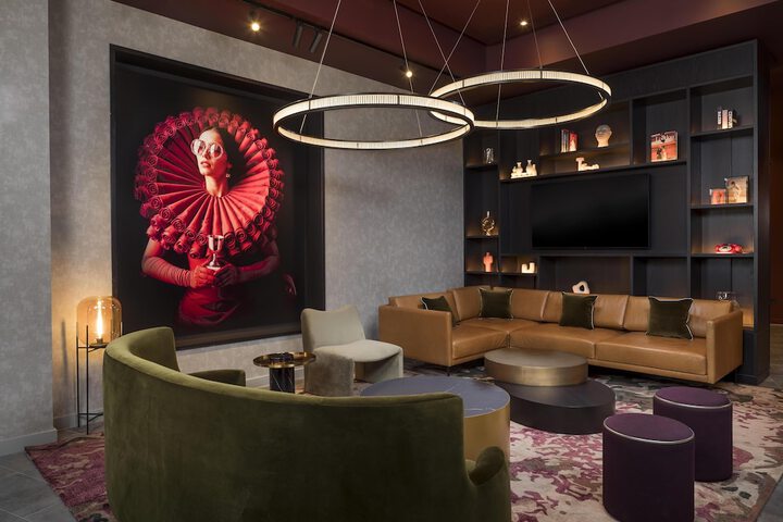 Hotel Interior 7 of 110