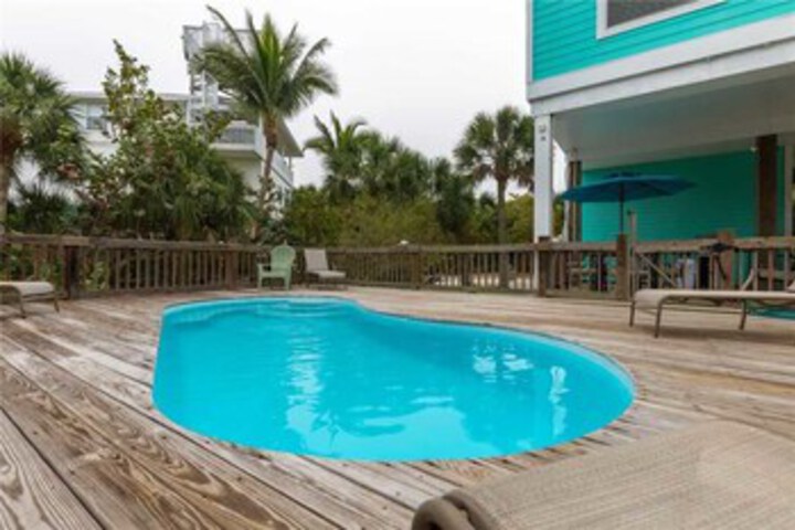 Pool 25 of 48