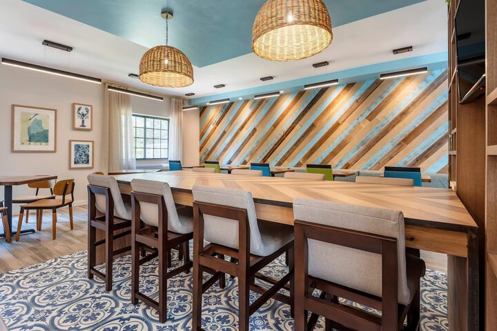 Breakfast area