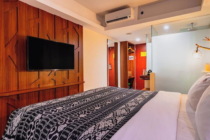Room 9 of 48
