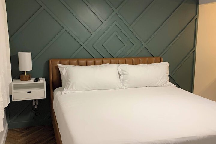 Room 12 of 29