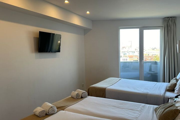 Room 15 of 29