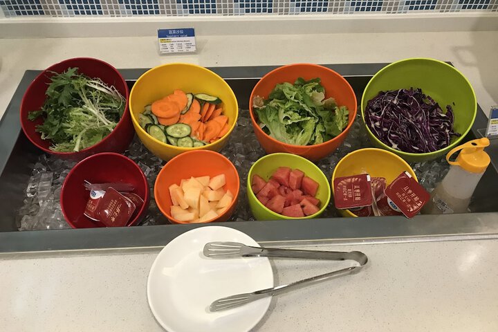 Dining 36 of 60