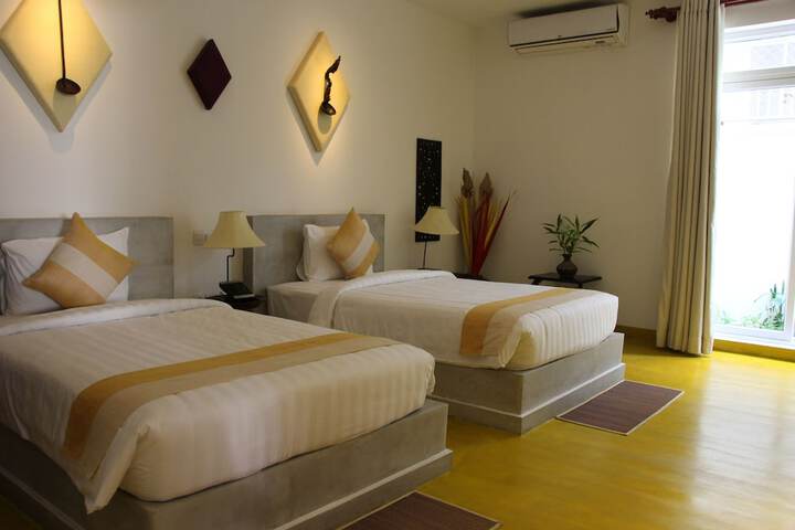 Room 6 of 67