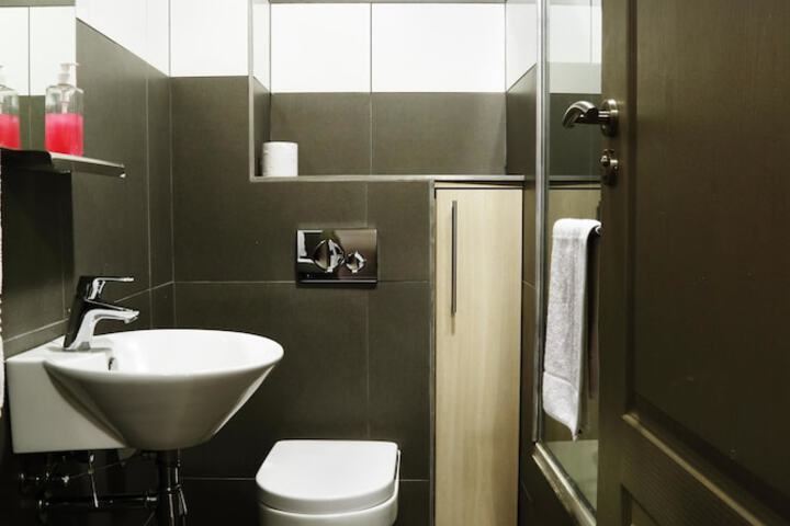 Clean Restrooms