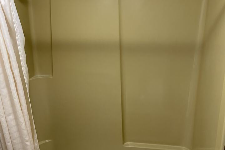 Room 70 of 91